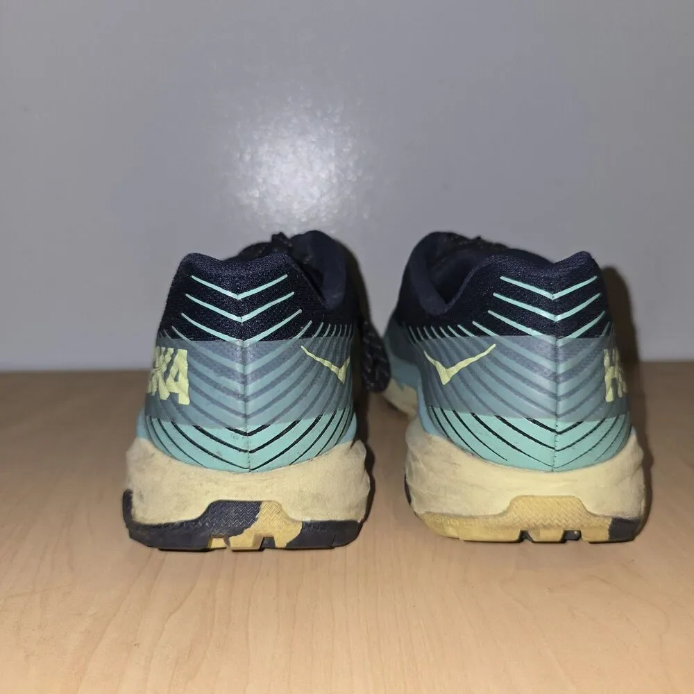 Hoka One One hoka one